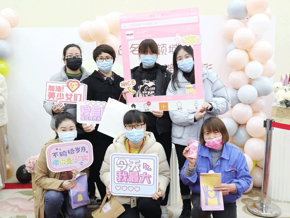 1648197087779009620.gif 1.gif